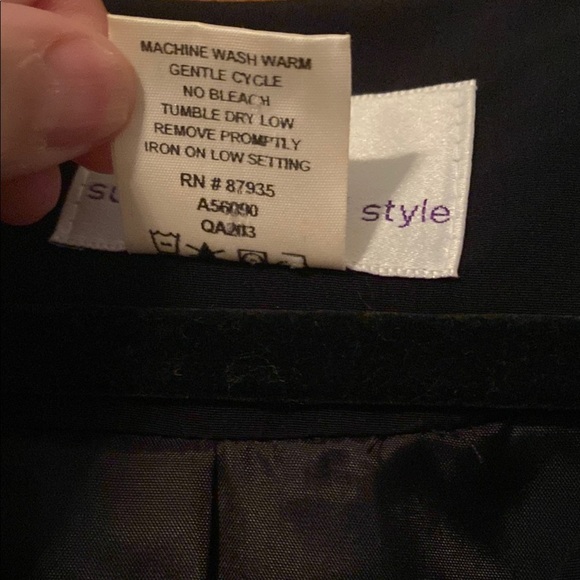 Susan Graver Black Button Front Tailored Blazer size xl - Picture 9 of 10